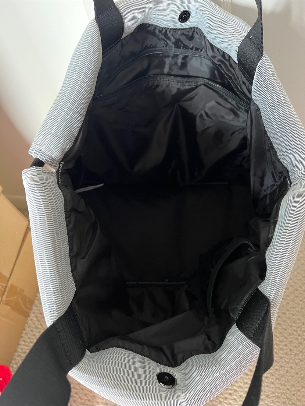 Under Armour Tote with Black Straps - Picture 3 of 6